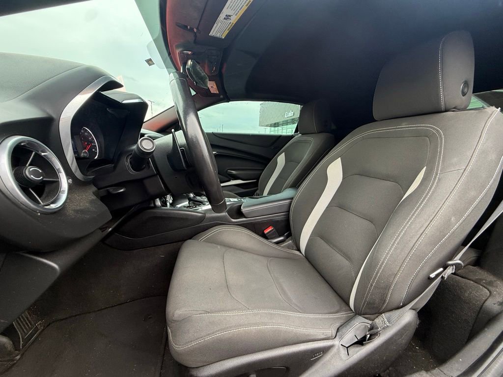 Used 2019 Chevrolet Camaro LT RWD image 21