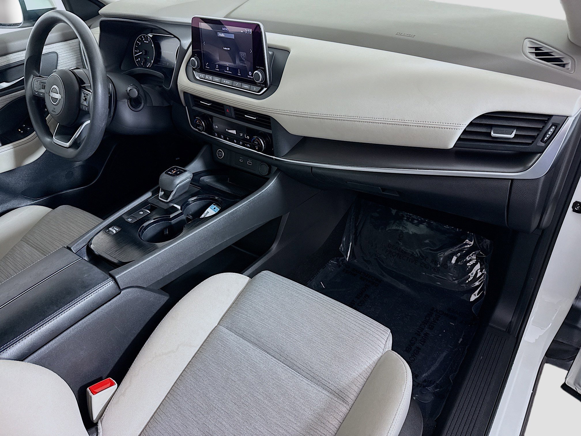 Used 2023 Nissan Rogue SV FWD image 30