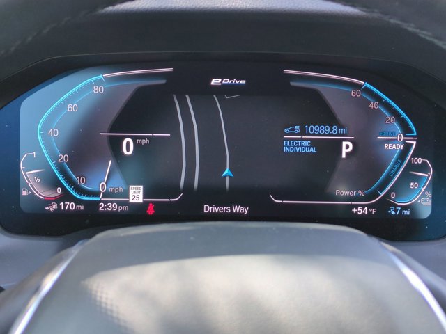 Used 2022 BMW 330e xDrive 330e xDrive w/ Premium Package image 11