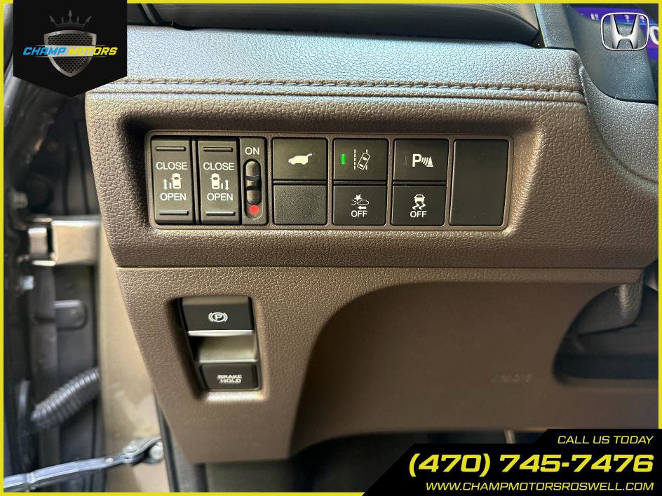 Used 2018 Honda Odyssey Touring image 25