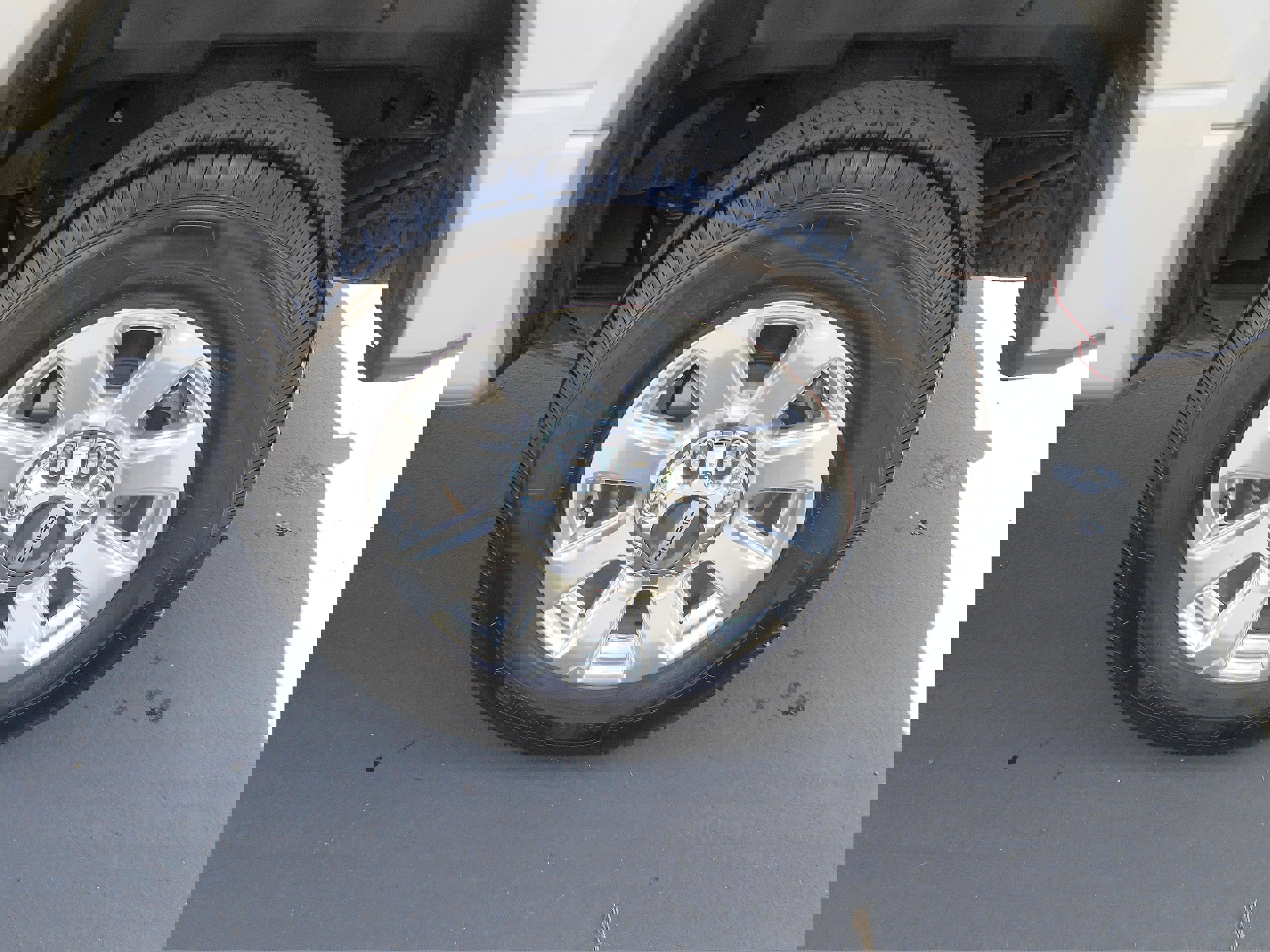 Used 2021 Ford F250 Platinum w/ FX4 Off-Road Package AWD/4WD image 18