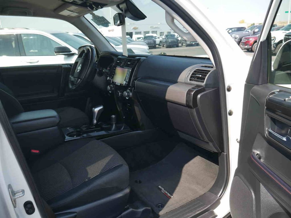 Used 2024 Toyota 4Runner TRD Off-Road image 29