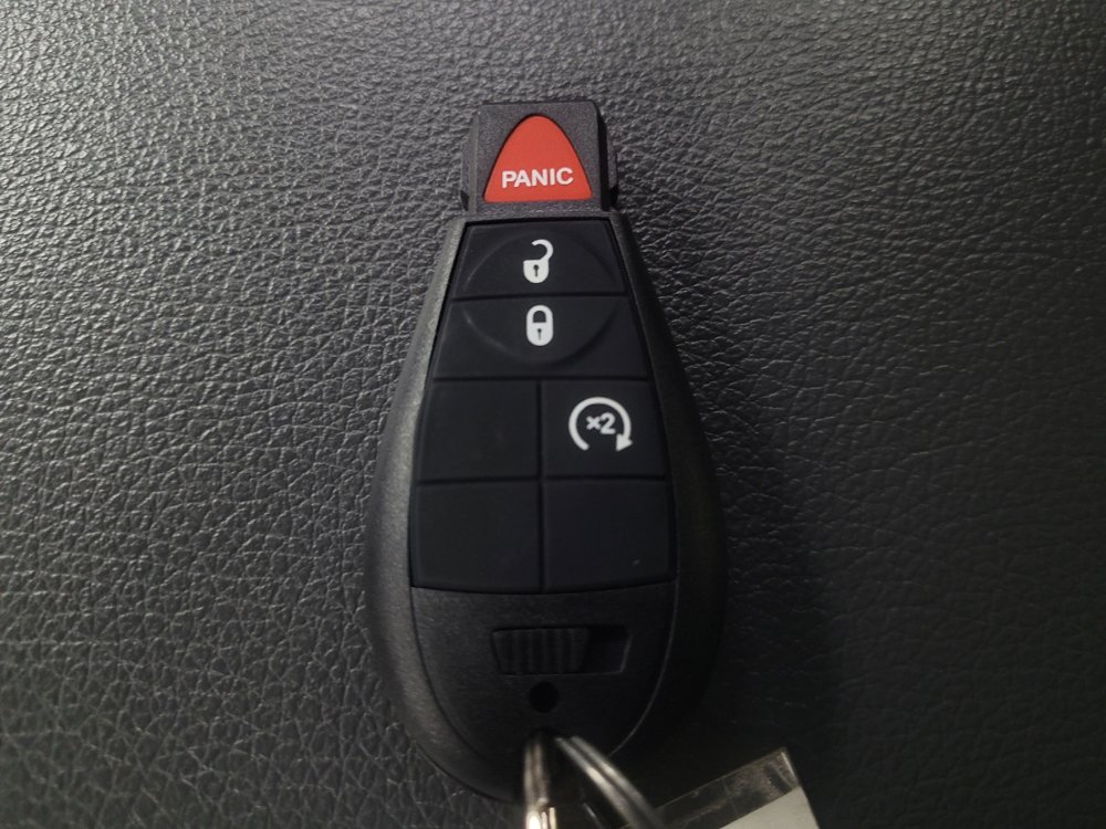 Used 2016 RAM 1500 Express RWD image 32