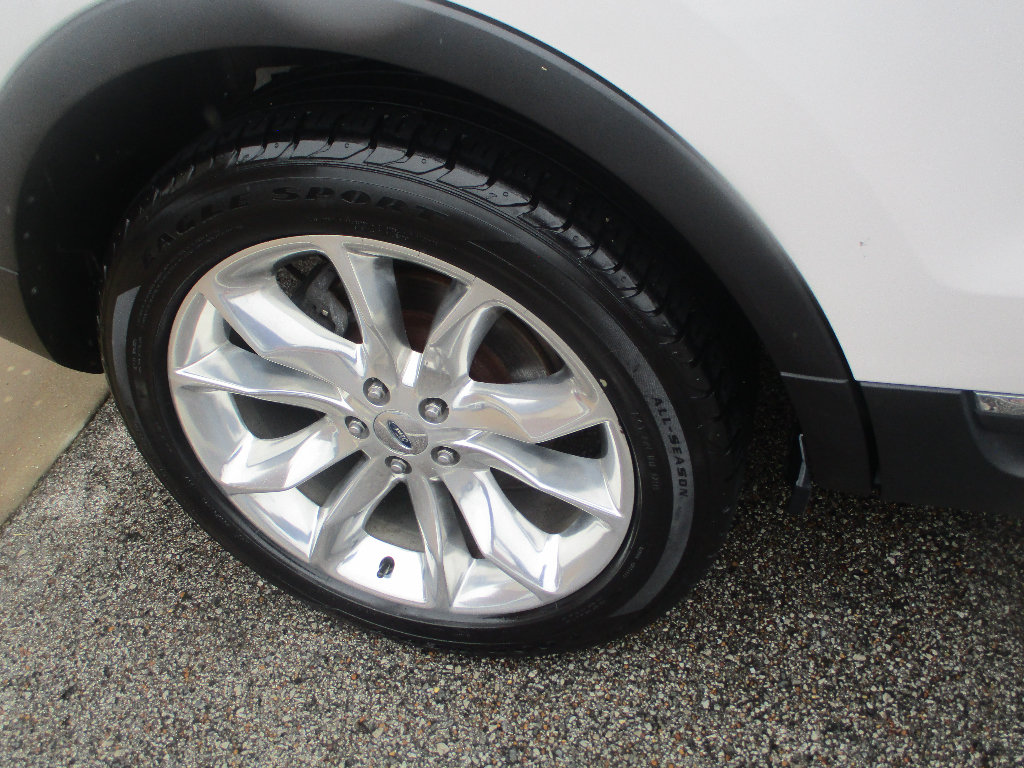 Used 2011 Ford Explorer Limited w/ 302A Rapid Spec Order Code FWD image 24