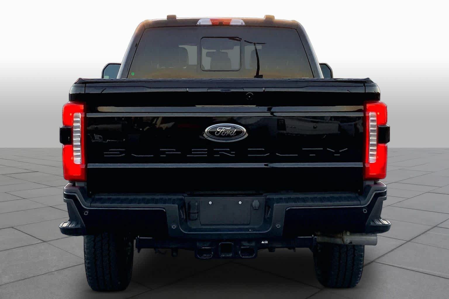 Used 2024 Ford F250 Lariat w/ Lariat Ultimate Package AWD/4WD image 5