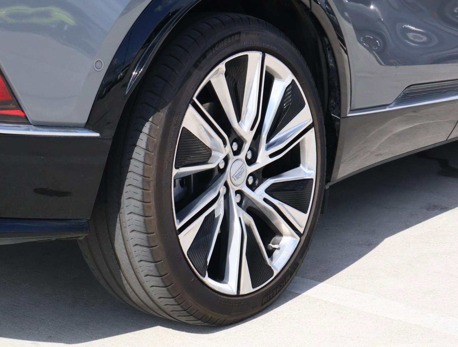 Certified 2023 Cadillac Lyriq 2WD image 12