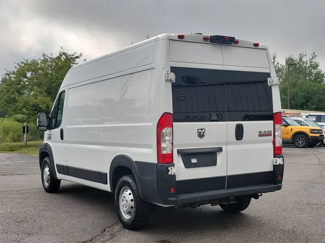 Used 2022 RAM ProMaster 2500 w/ Convenience Group FWD image 4