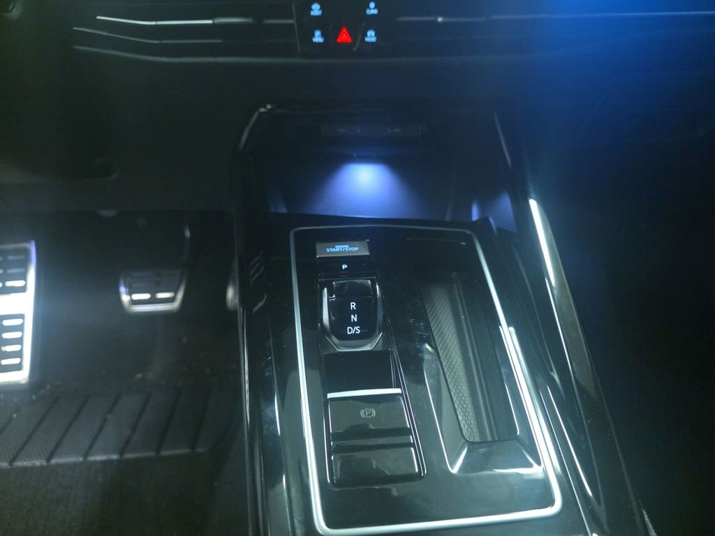 Used 2025 Volkswagen Golf w/ Euro Style Package image 12