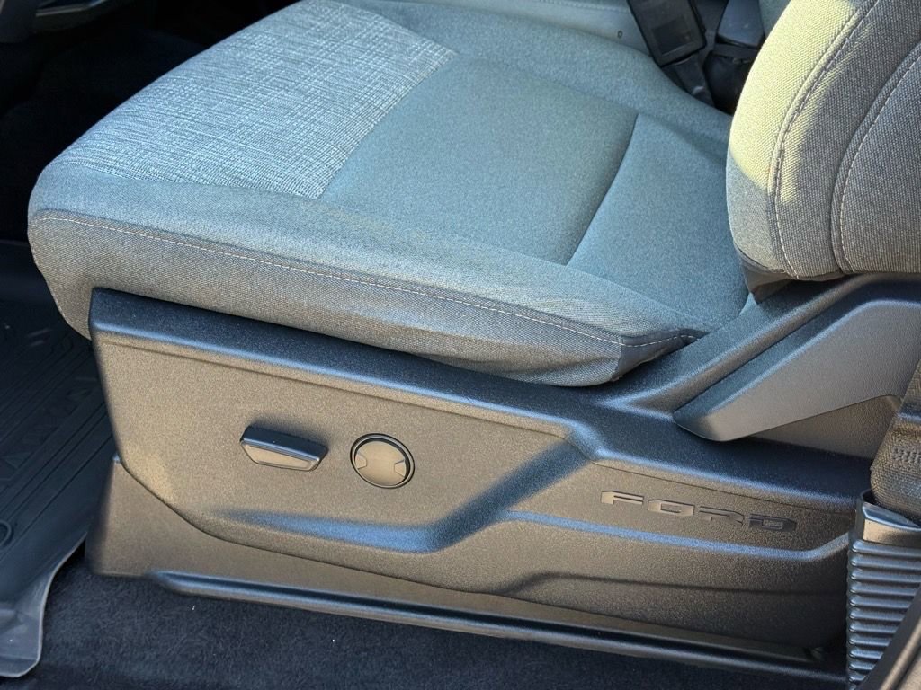 Used 2023 Ford F150 XLT image 14