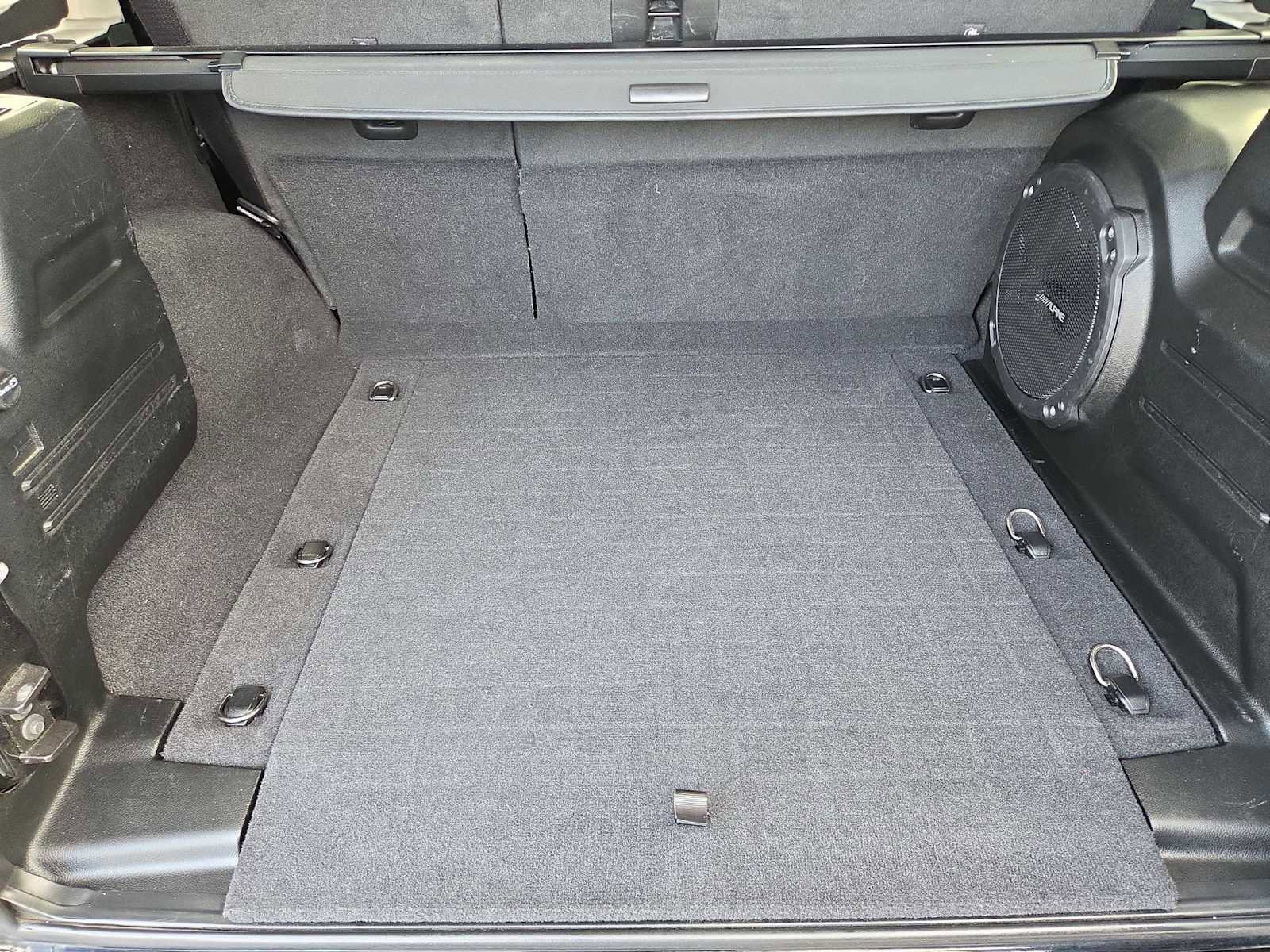 Used 2021 Jeep Wrangler Unlimited Sahara image 36