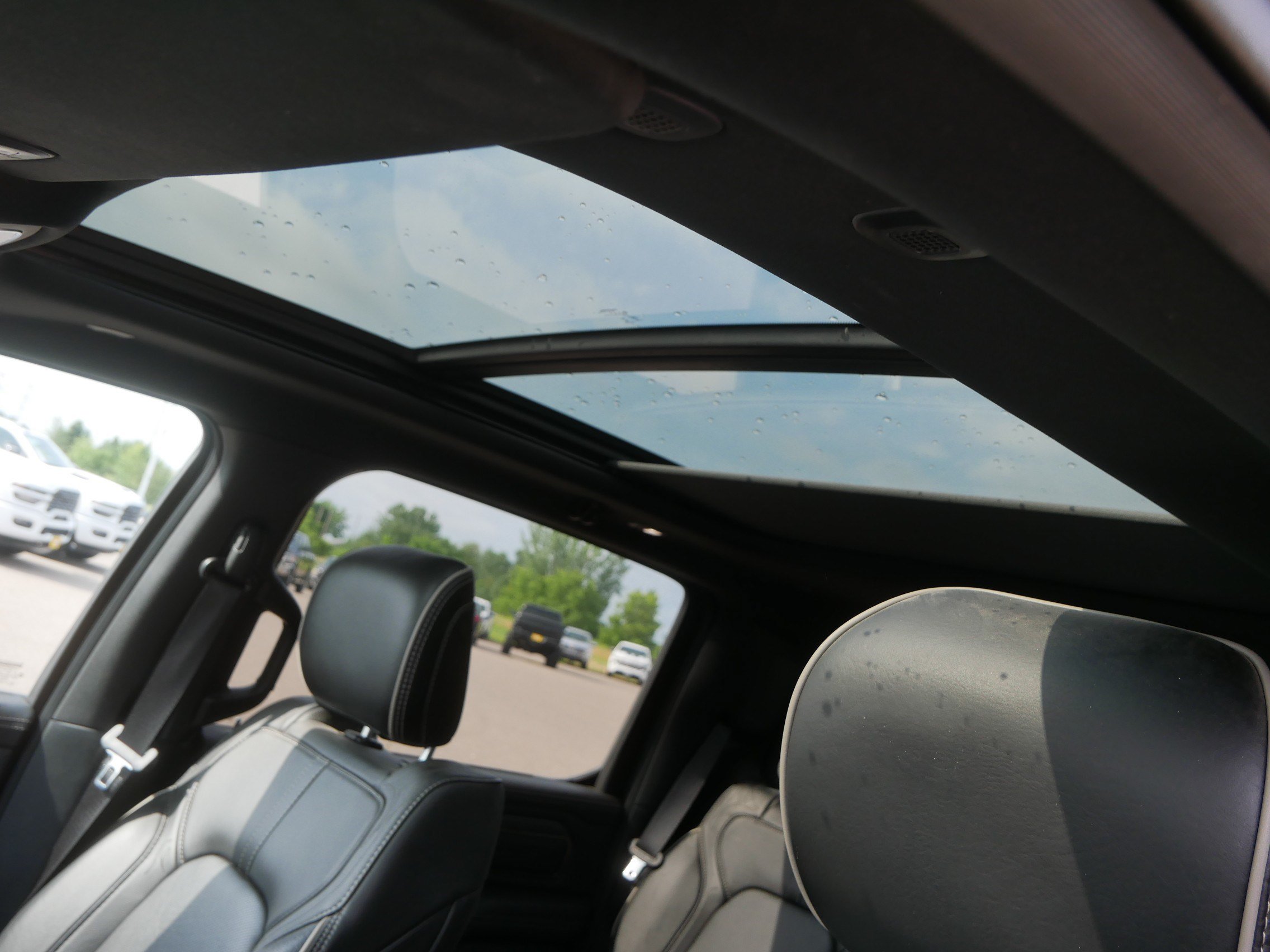 Certified 2020 RAM 1500 Limited w/ Black Appearance Package AWD/4WD image 19