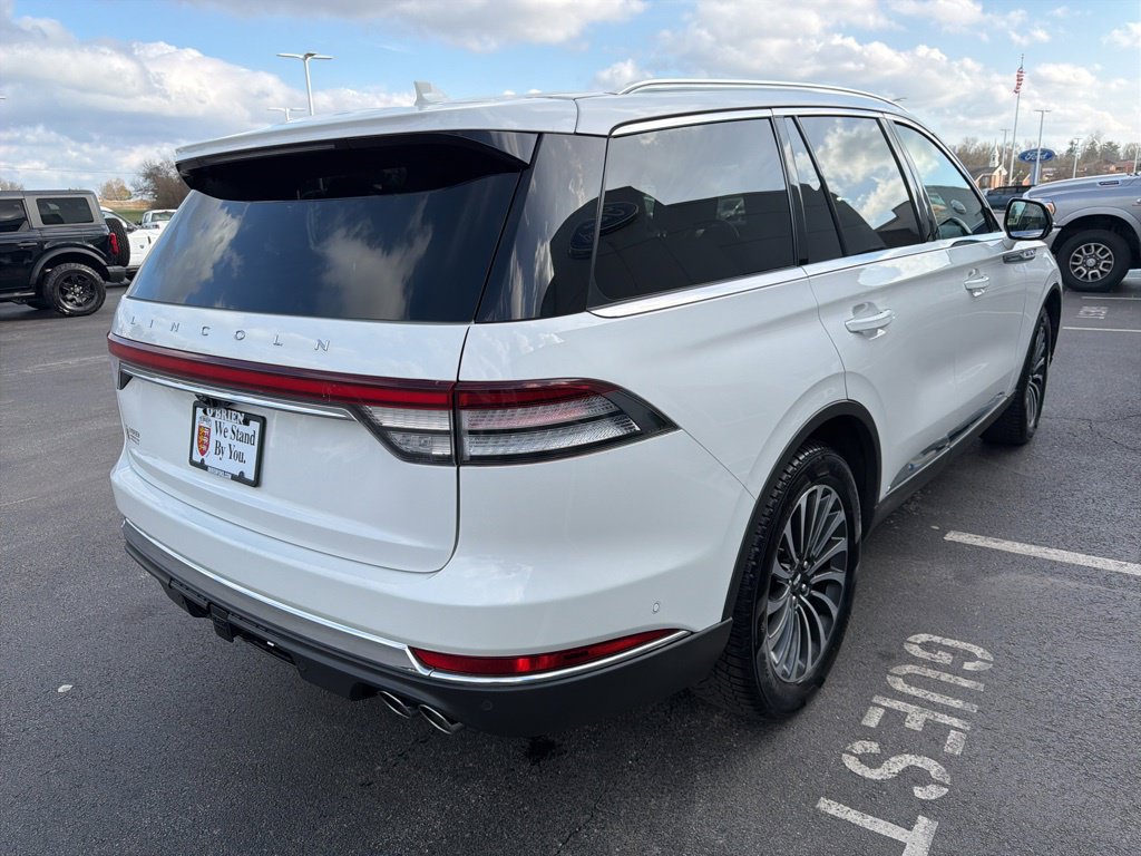 Used 2023 Lincoln Aviator Reserve w/ Equipment Group 201A AWD/4WD image 5