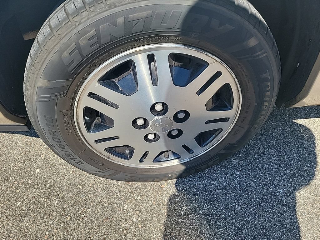 Used 1994 Chevrolet Lumina Euro FWD image 32