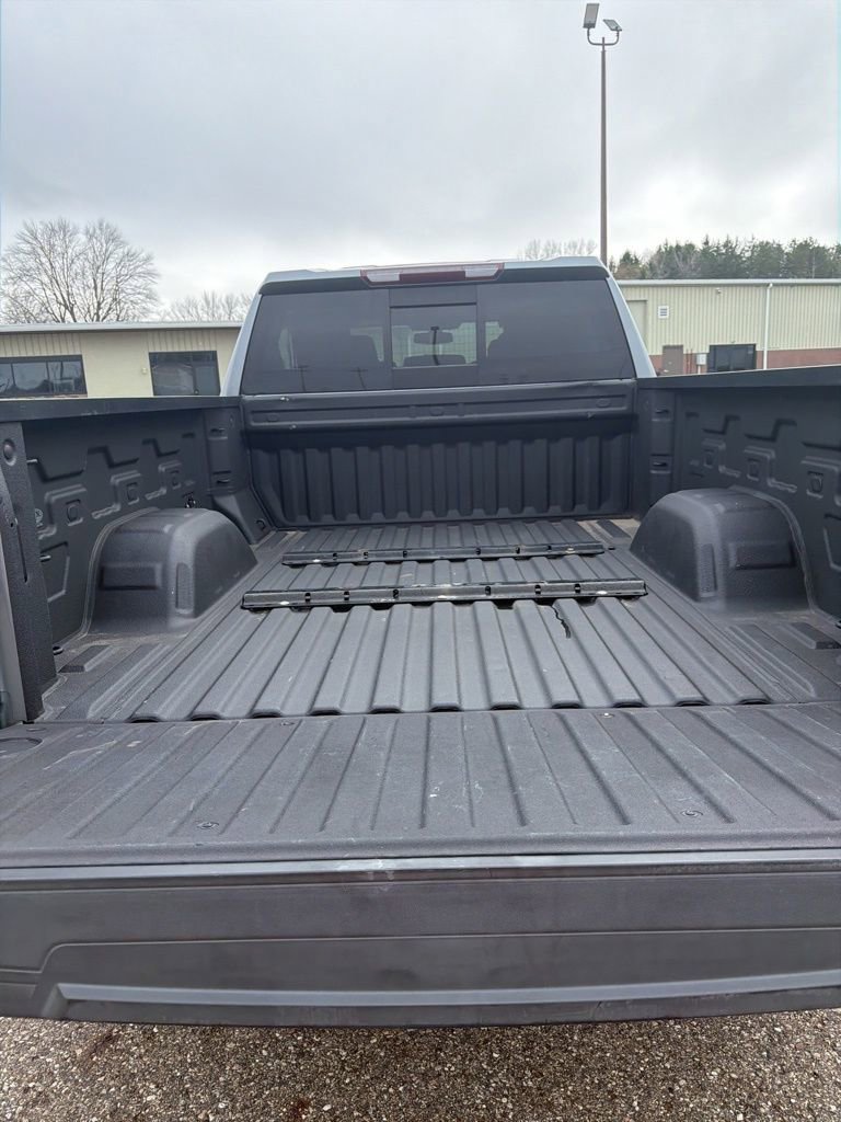 Used 2020 Chevrolet Silverado 1500 LT w/ All-Star Edition image 18