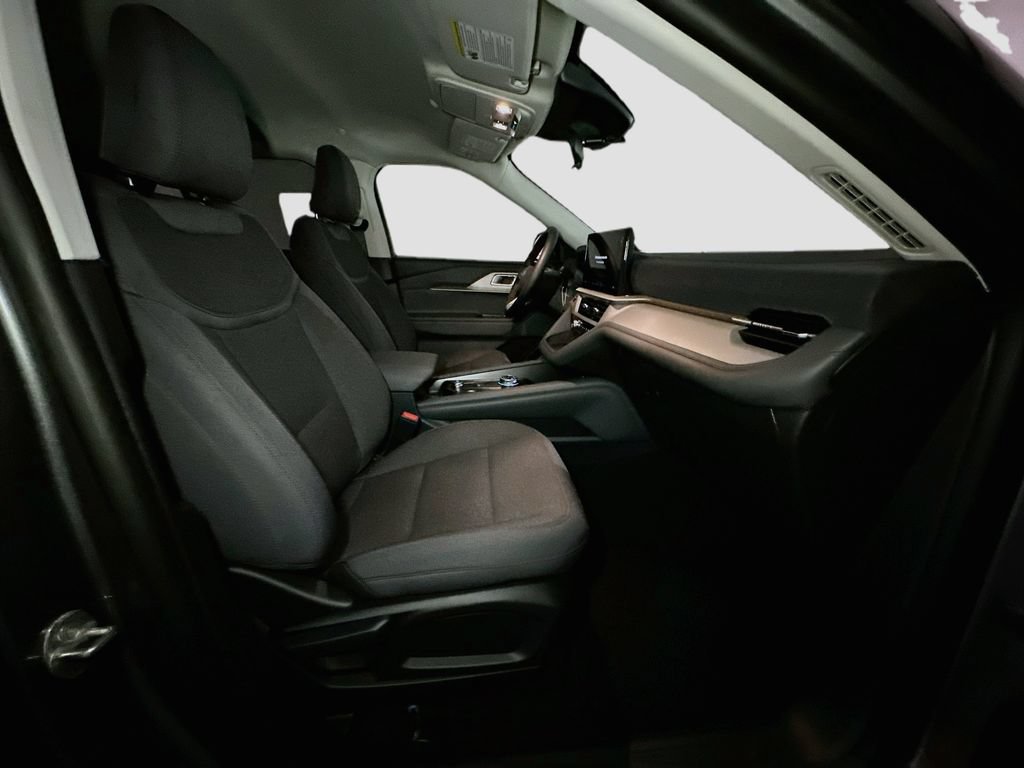 New 2026 Ford Explorer Active AWD/4WD image 35
