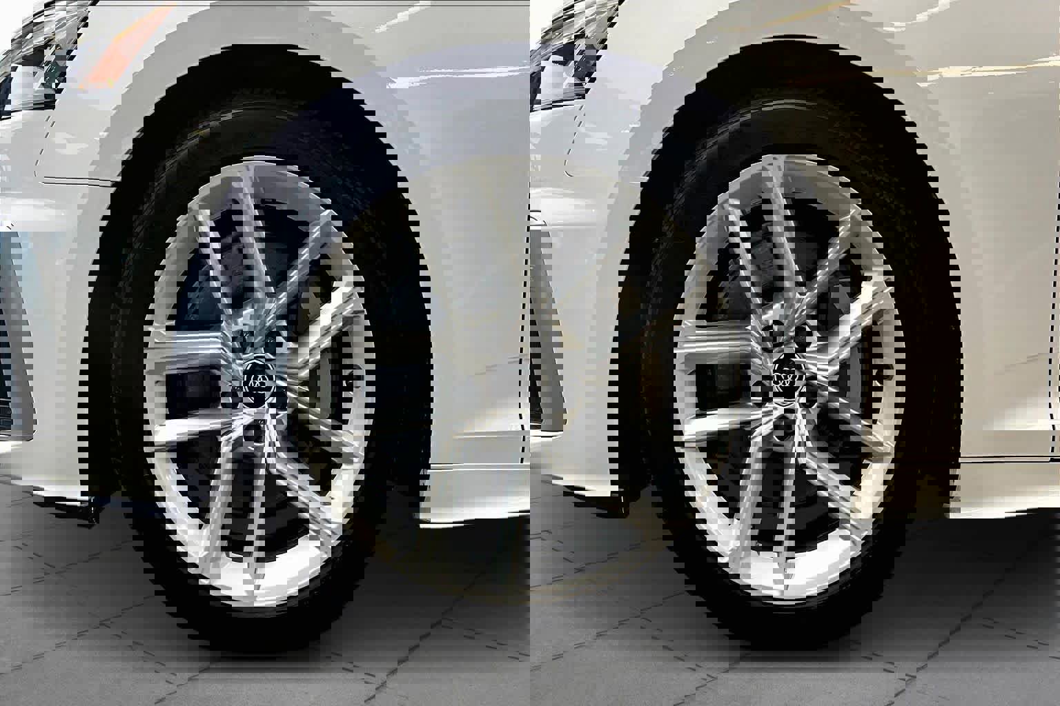 Used 2023 Audi A5 2.0T Premium Plus w/ Premium Plus image 11