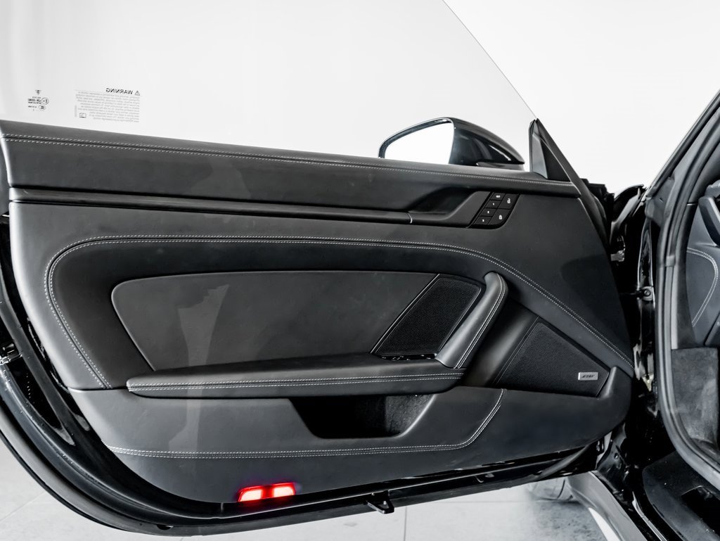 Certified 2022 Porsche 911 50th Anniversary Edition image 12