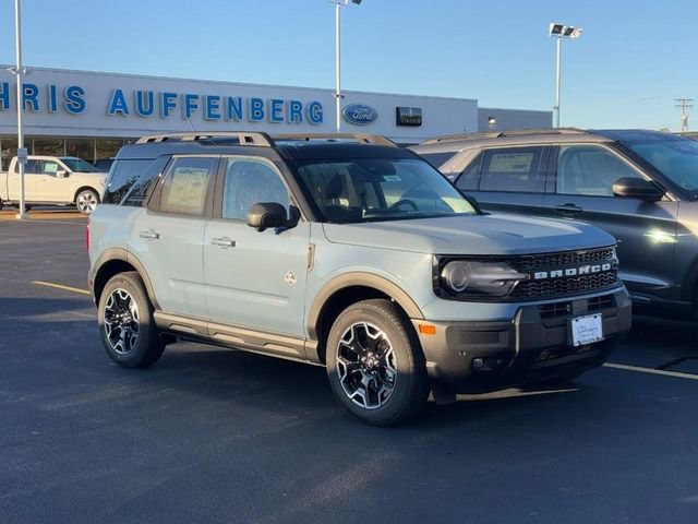 New 2025 Ford Bronco Sport Outer Banks w/ Outer Banks Tech Package+ image 2