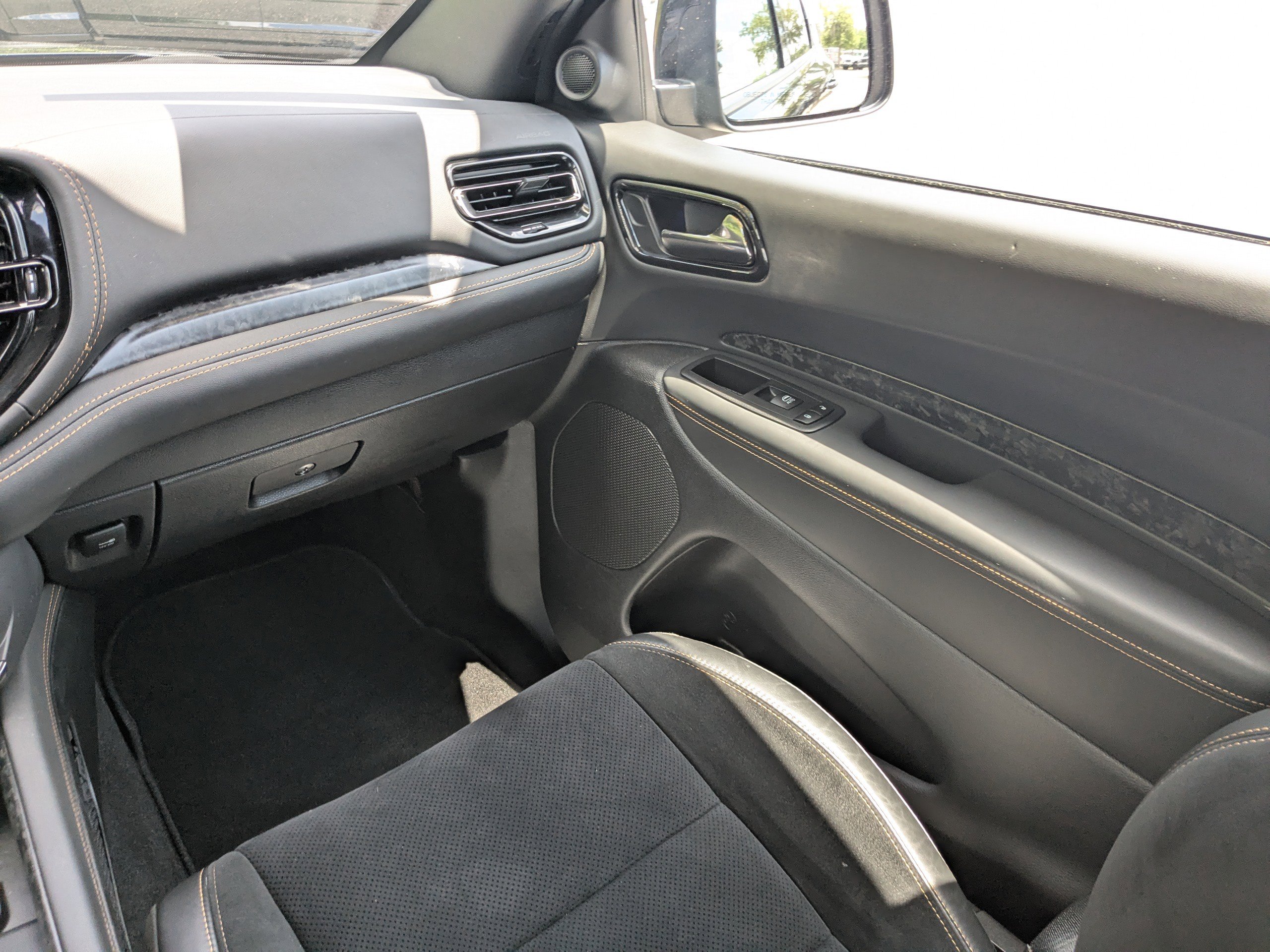 Used 2025 Dodge Durango R/T AWD/4WD image 16