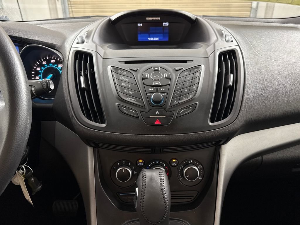 Used 2014 Ford Escape SE image 16