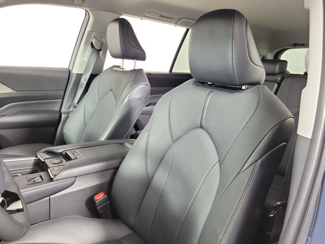 Used 2025 Toyota Grand Highlander AWD Hybrid image 21