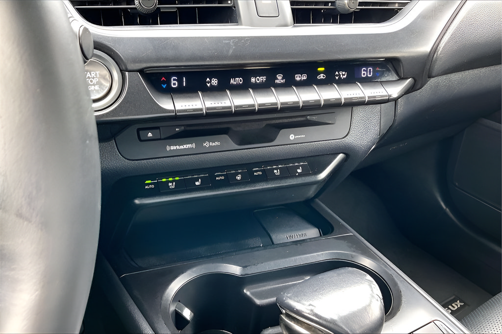 Used 2019 Lexus UX 200 w/ Premium Package FWD image 22