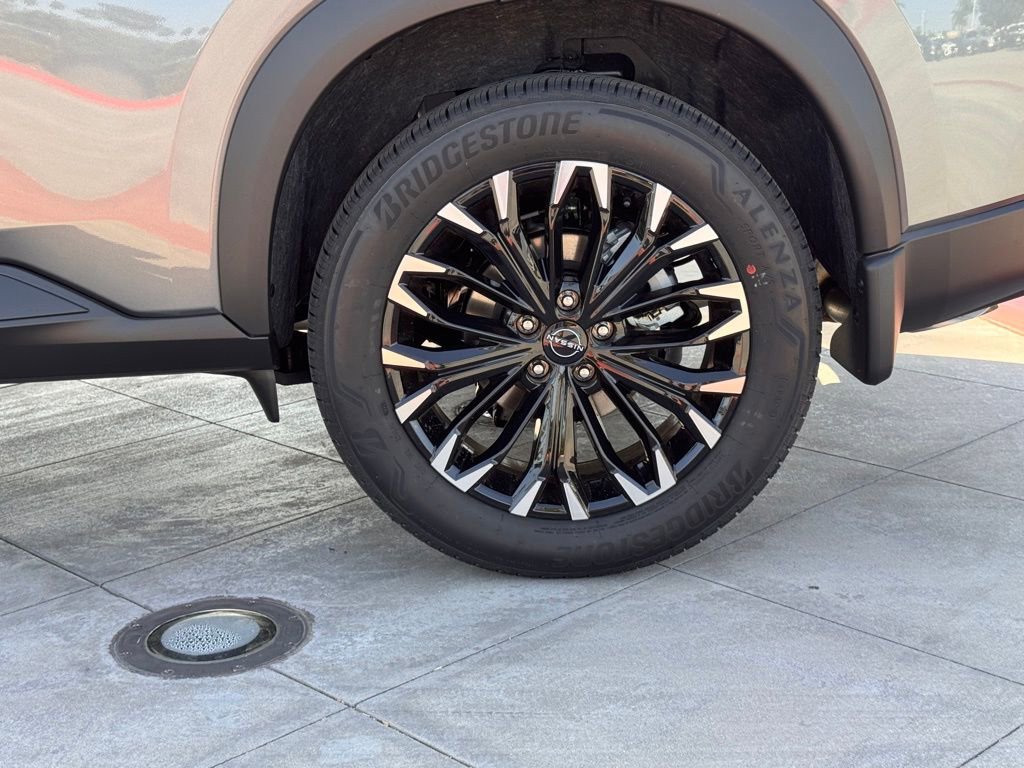 New 2026 Nissan Rogue SV image 8