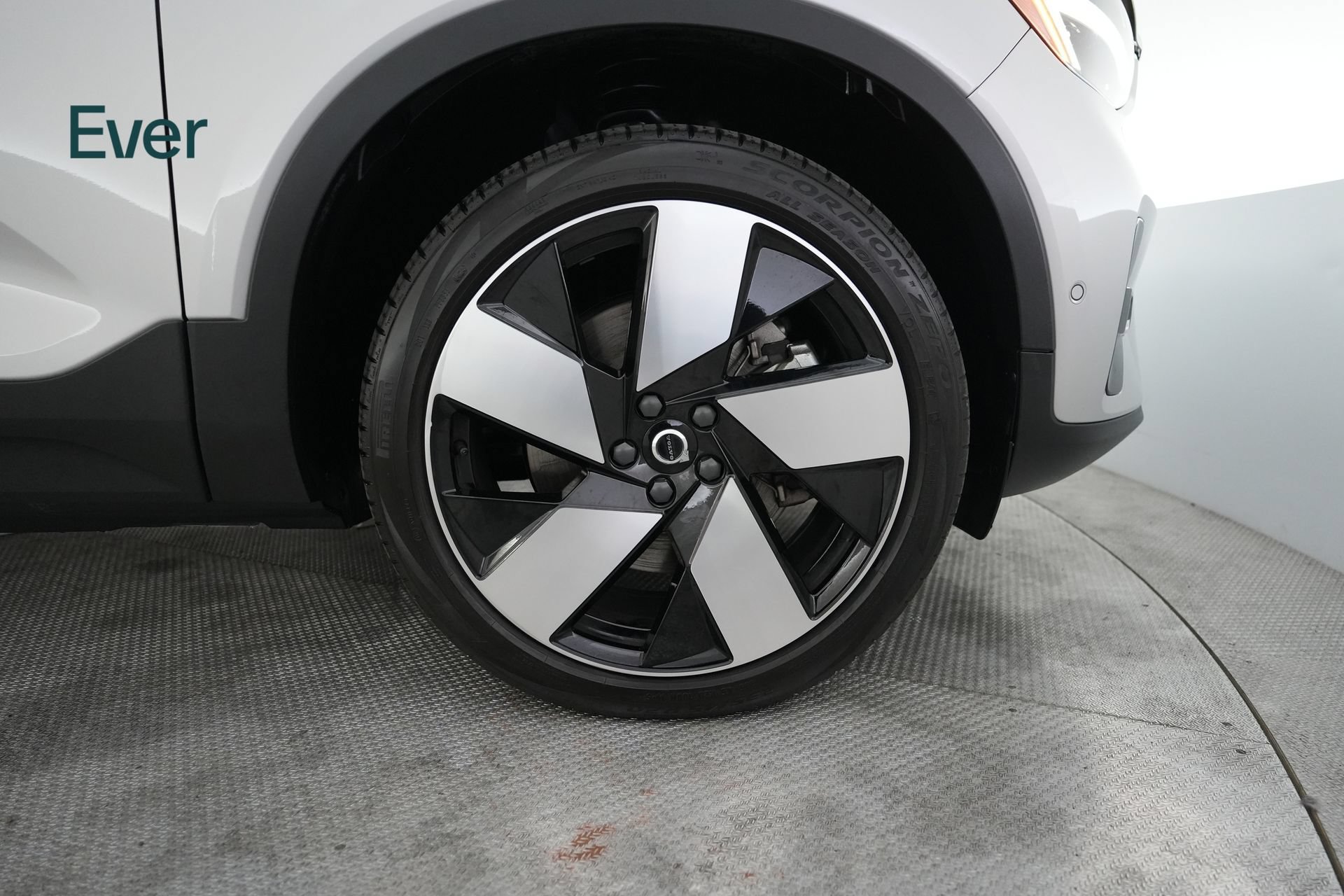 Used 2023 Volvo C40 P8 Recharge Ultimate AWD/4WD image 20