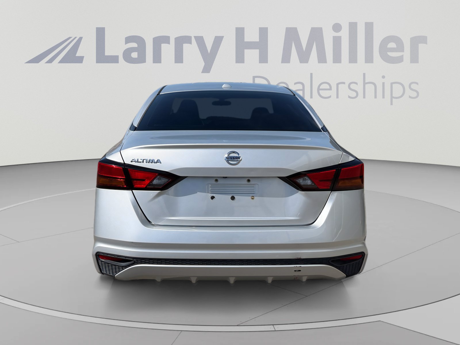 Used 2020 Nissan Altima 2.5 S FWD image 4