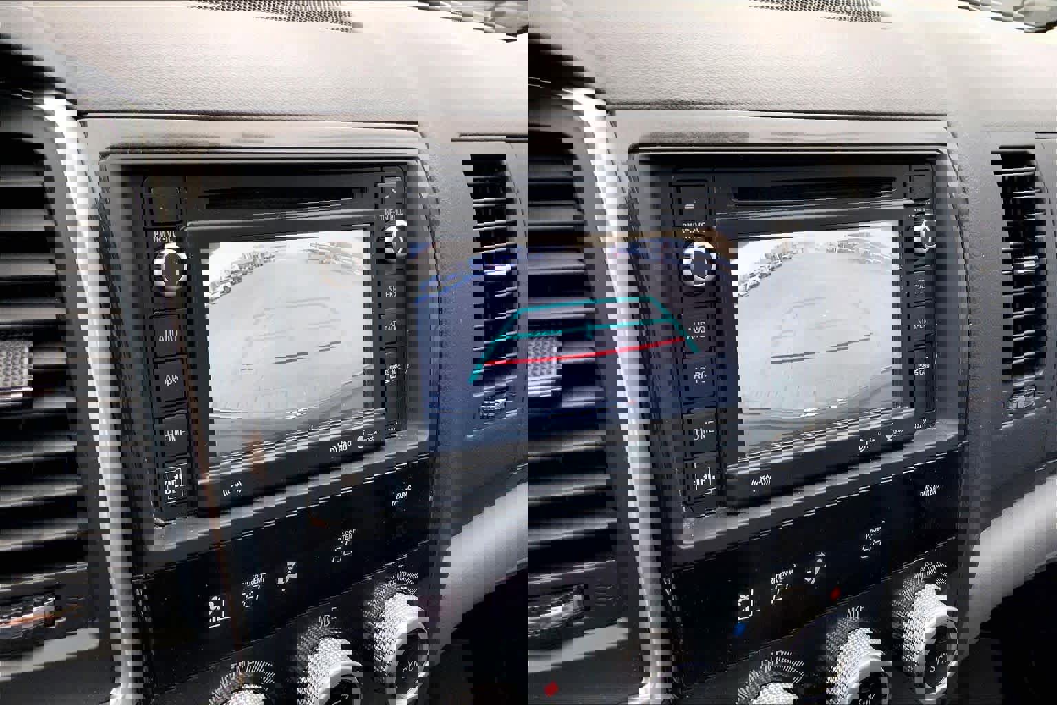 Used 2018 Toyota Sequoia Platinum w/ Preferred Accessory Package image 27