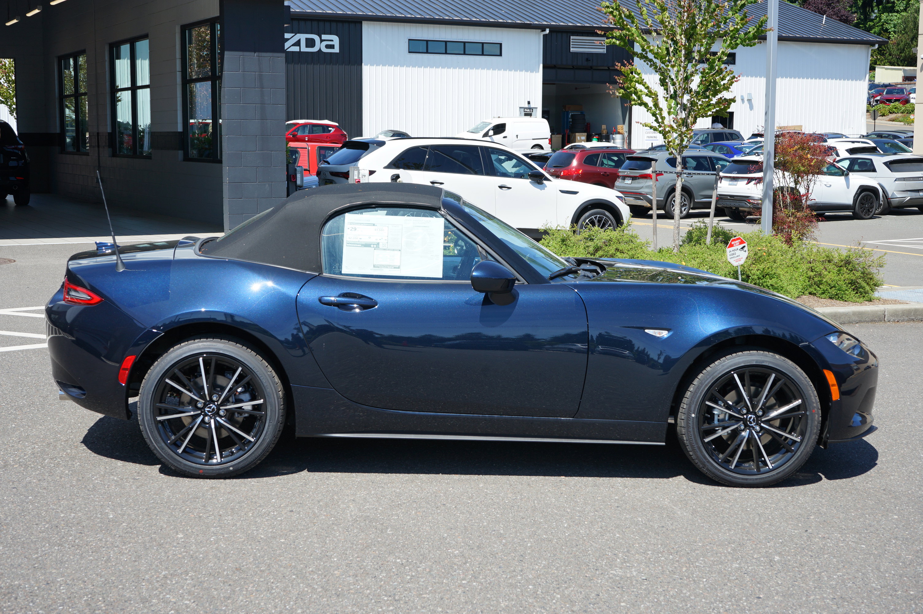 New 2025 MAZDA MX-5 Miata Grand Touring w/ Weather Package image 2