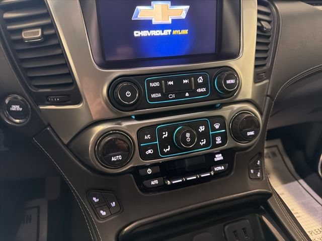 Used 2018 Chevrolet Suburban Premier AWD/4WD image 34