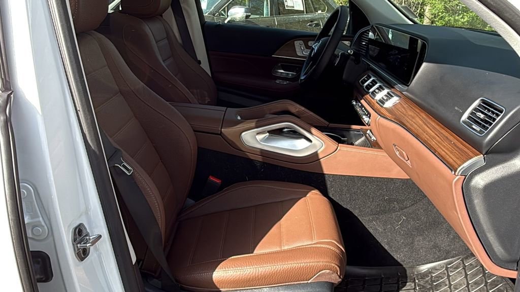 Certified 2026 Mercedes-Benz GLE 450e 4MATIC image 10