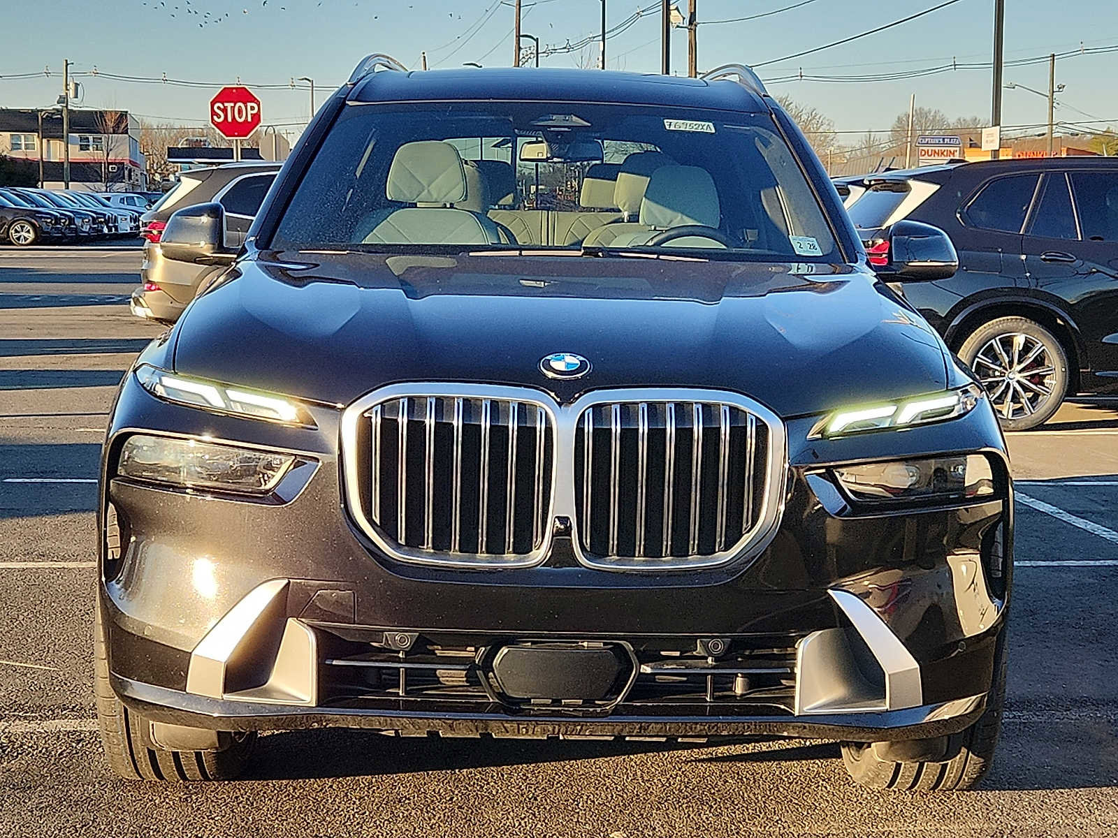 Used 2023 BMW X7 xDrive40i w/ Executive Package AWD/4WD image 2