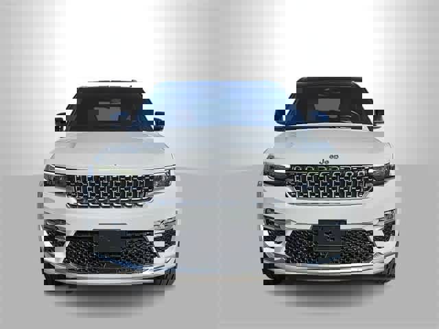 Used 2022 Jeep Grand Cherokee Summit image 3