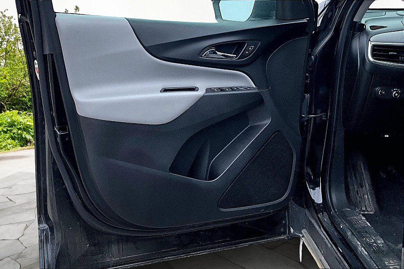 Used 2021 Chevrolet Equinox LS AWD/4WD image 19