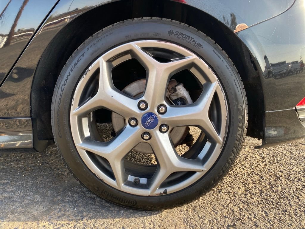Used 2017 Ford Focus ST FWD image 20