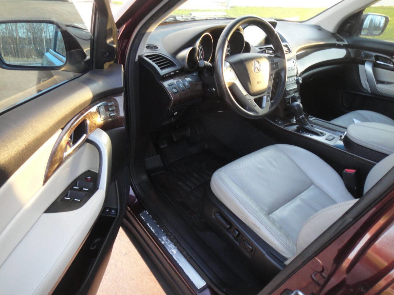 Used 2010 Acura MDX w/ Advance Package AWD/4WD image 24