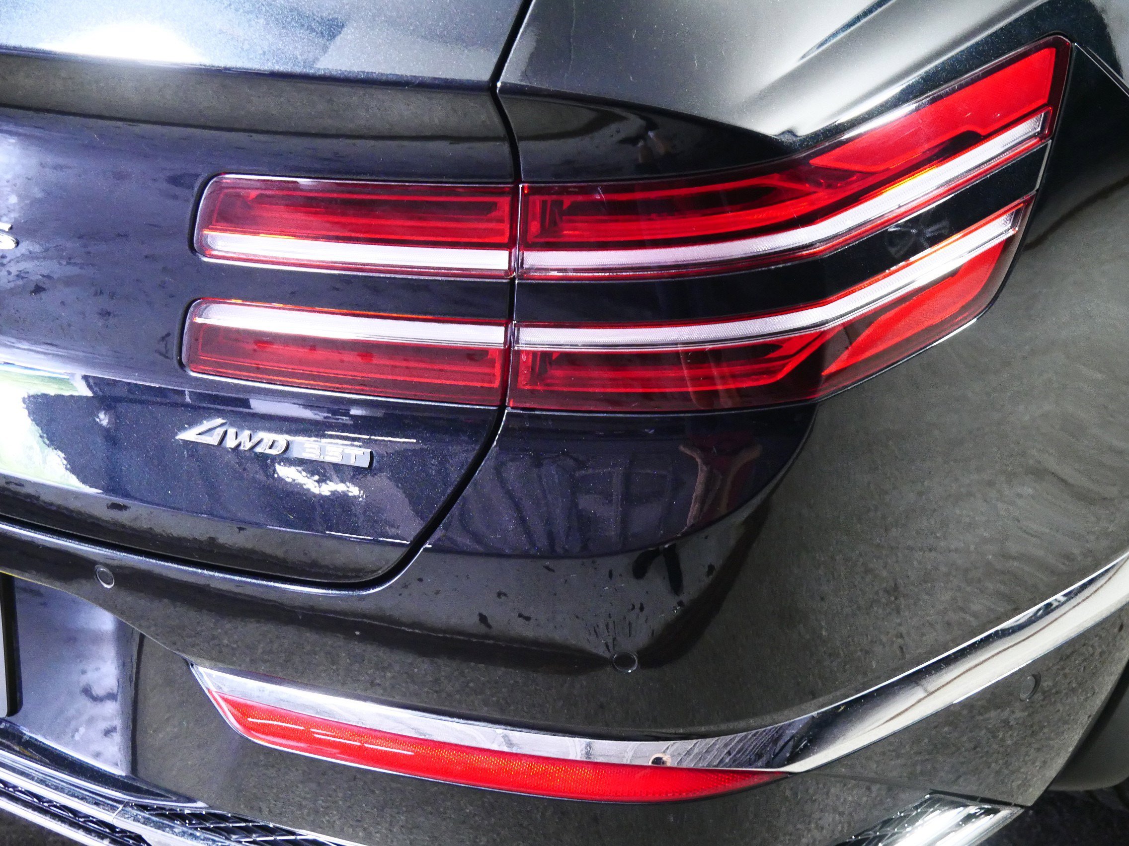 Used 2025 Genesis GV80 3.5T Prestige AWD/4WD image 17