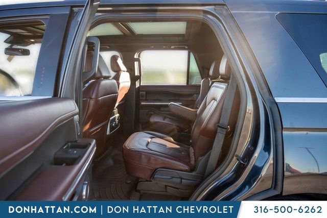 Used 2022 Ford Expedition Limited image 21