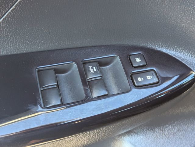 Used 2024 Mitsubishi Eclipse Cross LE image 21