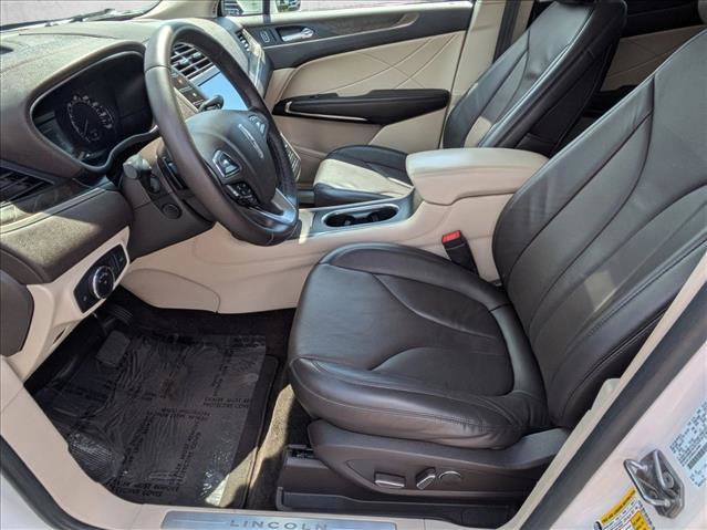 Used 2017 Lincoln MKC Reserve FWD image 16