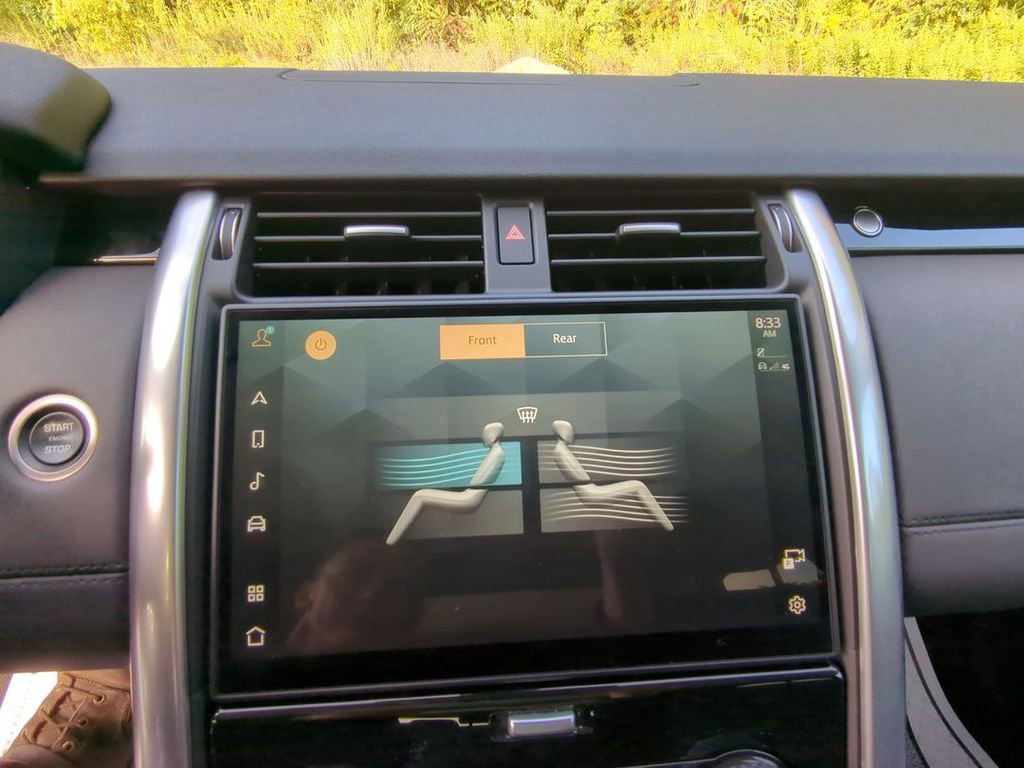 Used 2024 Land Rover Discovery S image 20