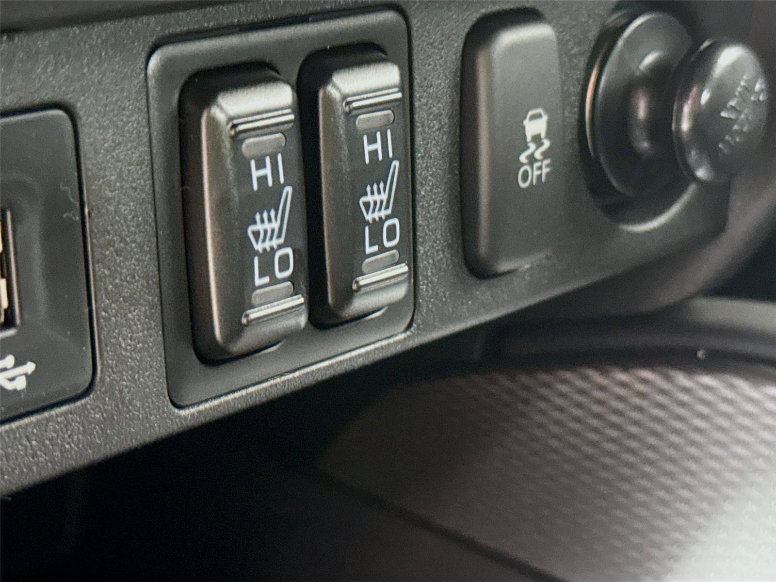 Used 2025 Mitsubishi Outlander Sport AWD image 17