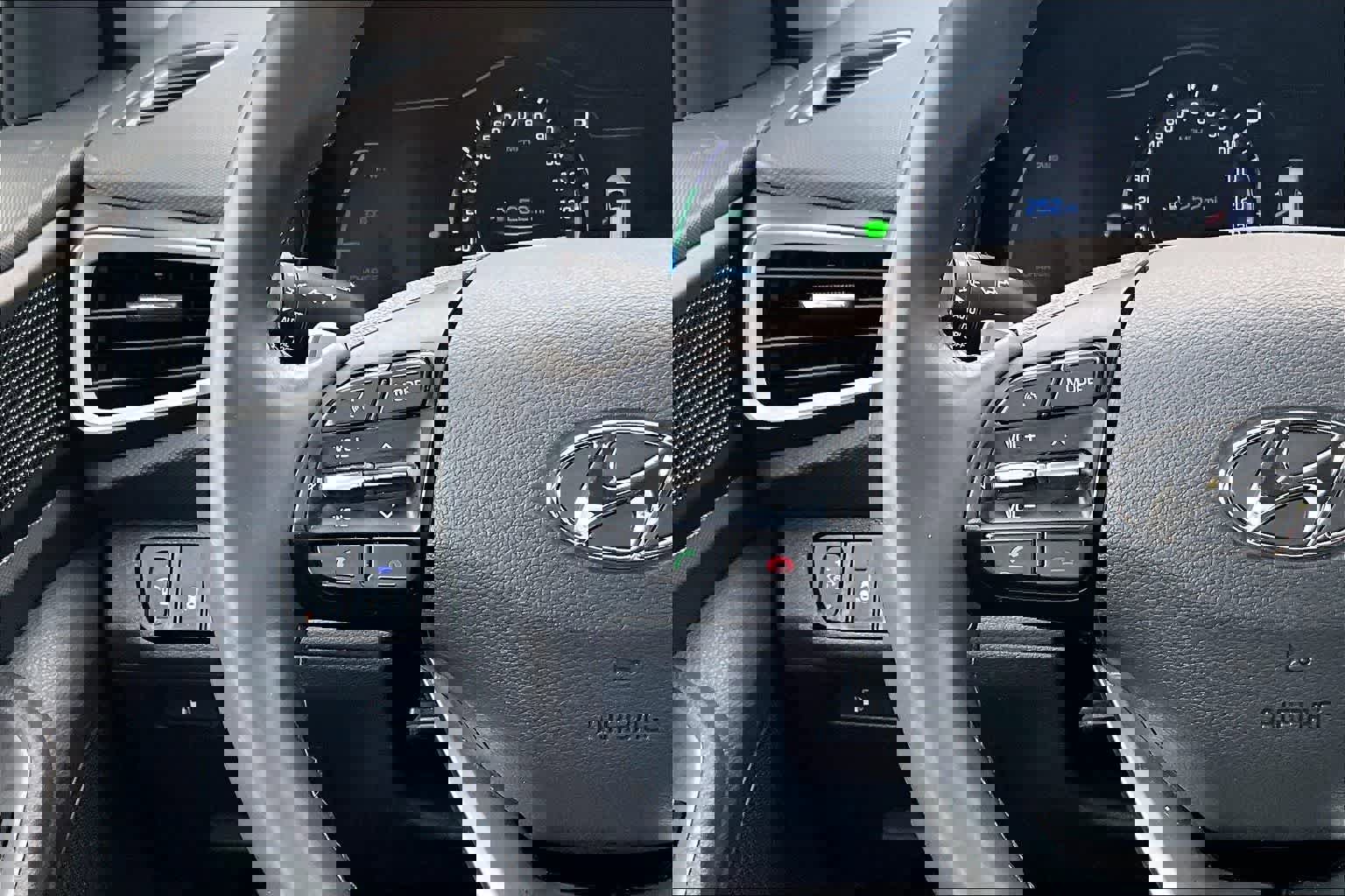 Used 2019 Hyundai Ioniq SEL image 25