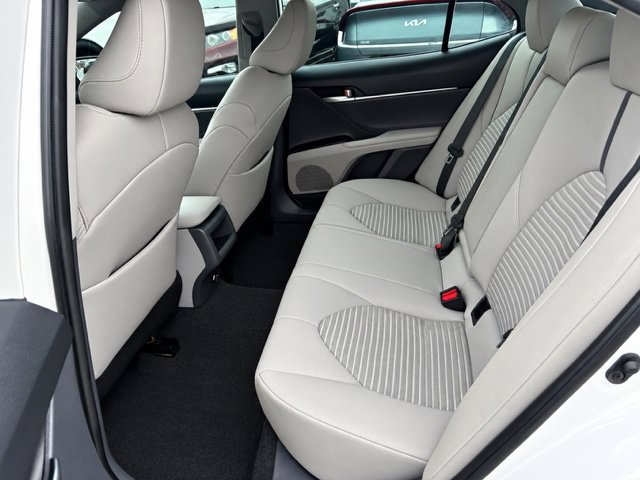 Used 2023 Toyota Camry SE FWD image 30
