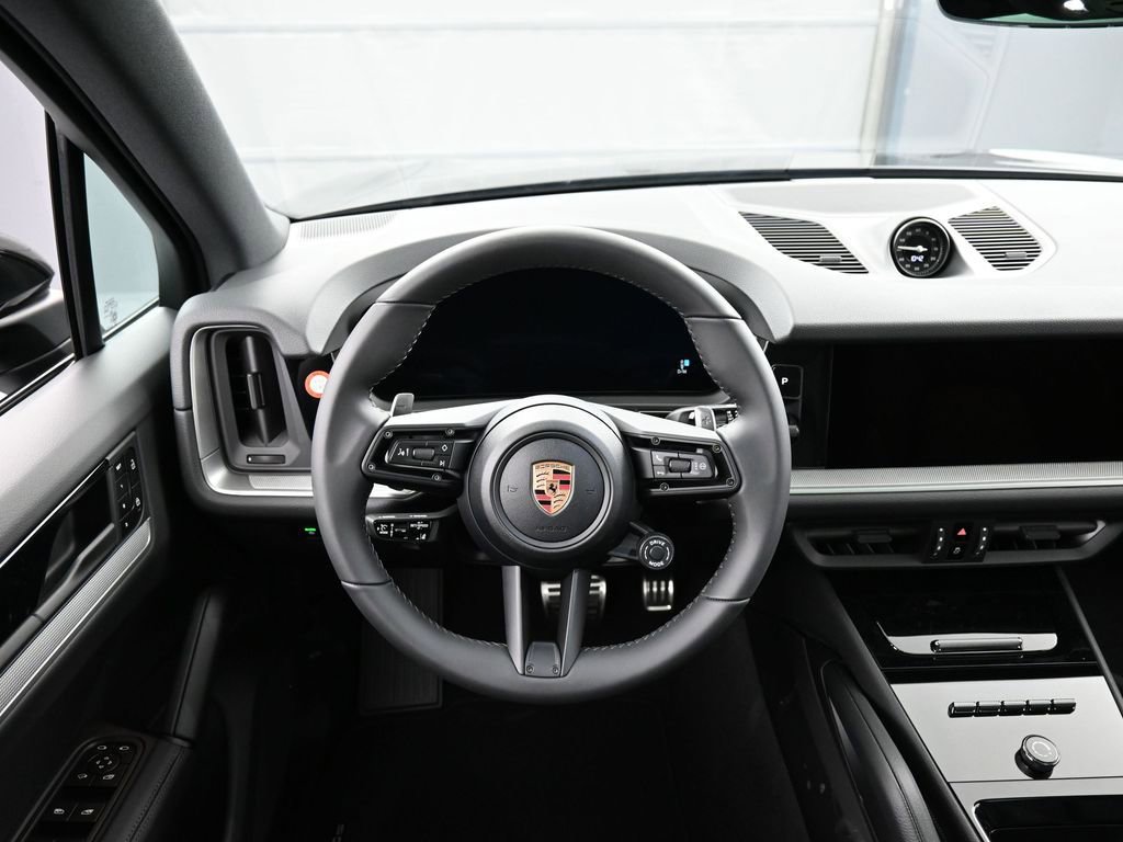 New 2026 Porsche Cayenne S image 18