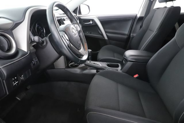 Used 2016 Toyota RAV4 XLE AWD/4WD image 16