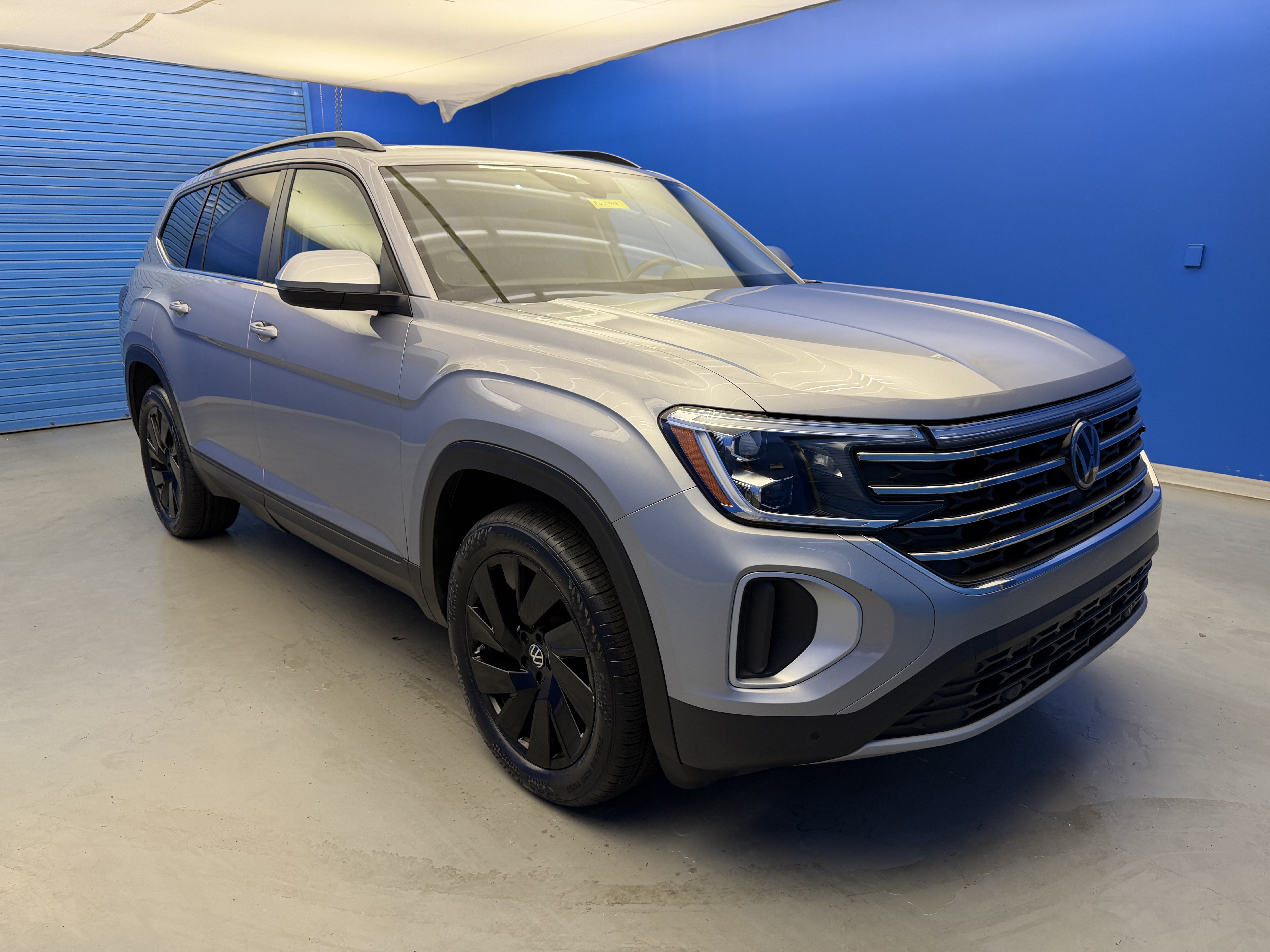 Certified 2024 Volkswagen Atlas SE FWD image 2