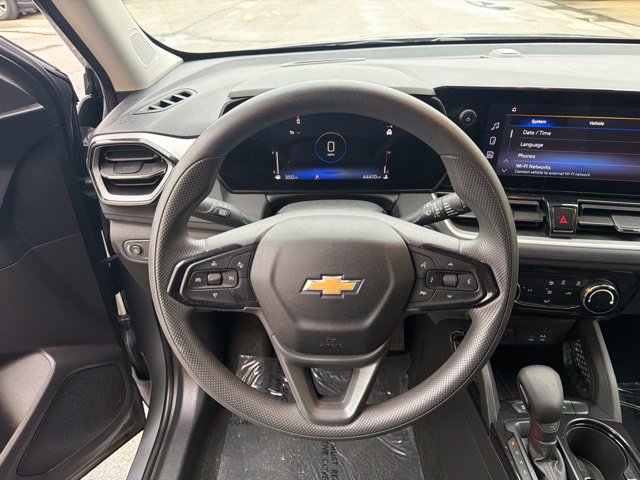 Used 2025 Chevrolet TrailBlazer LT FWD image 23